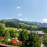 Kitz Garni Boutique