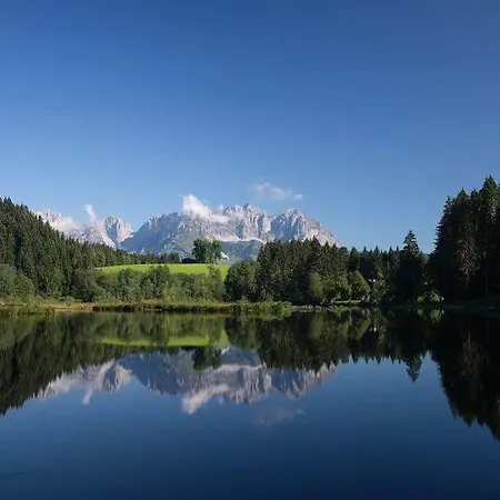 Kitz Garni Boutique Κίτσμπουελ